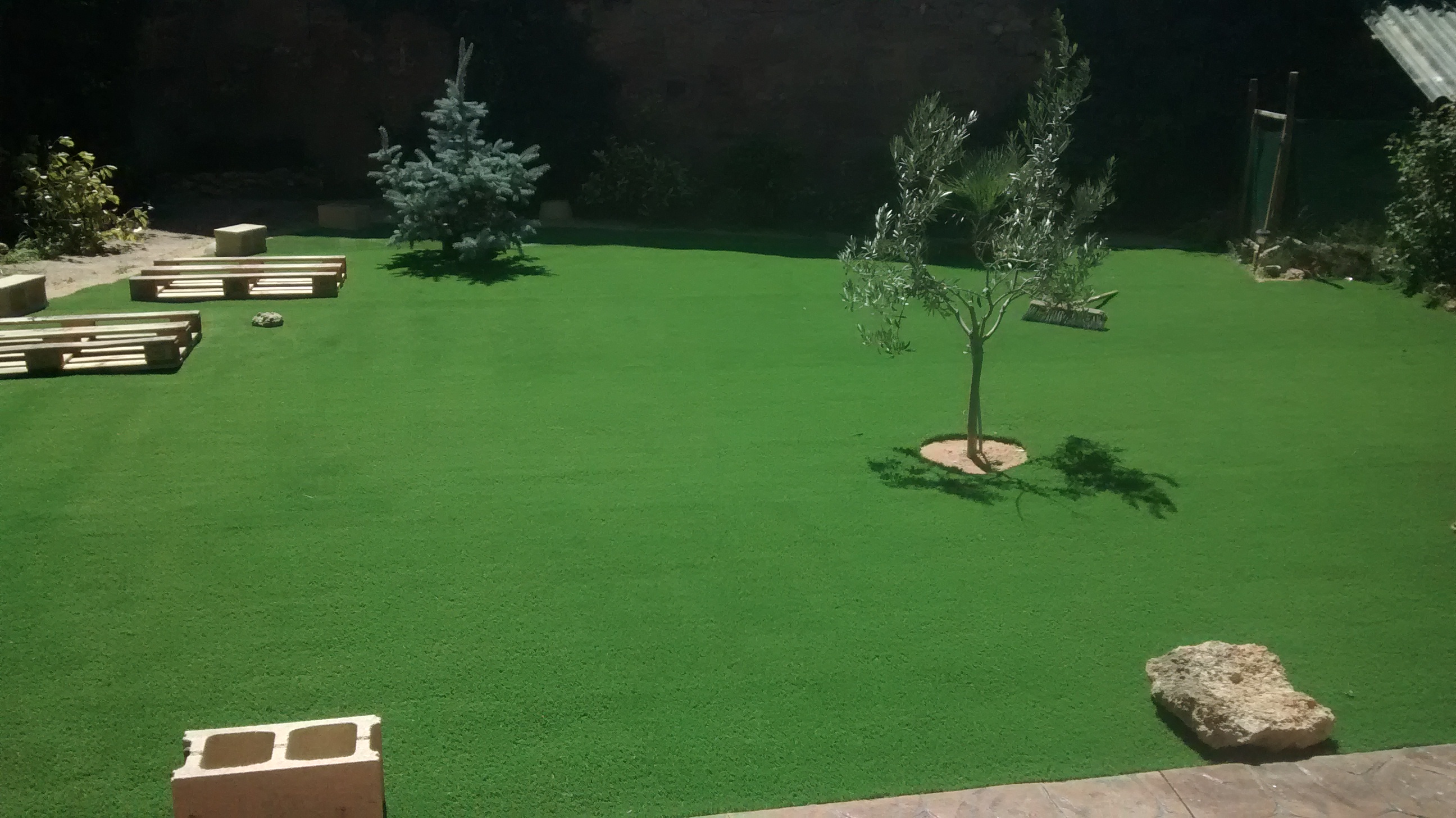 Varias instalaciones de césped artificial - Oliva Medio Ambiente y